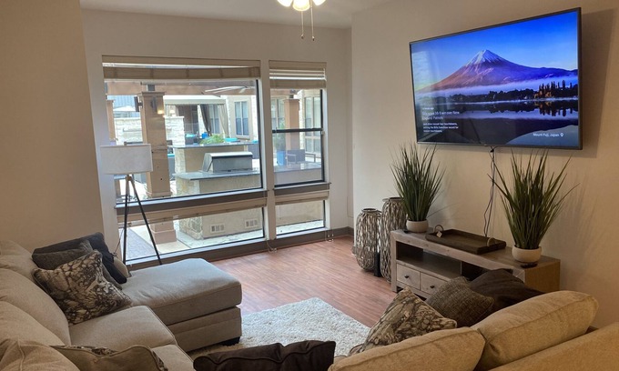 Greenway Plaza-Upper Kirby Apartamento | Cozy Night Stay In River Oaks