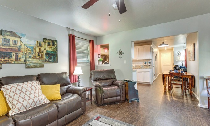 Norman Casa | Cozy Norman Home: 4 Mi to Oklahoma University!