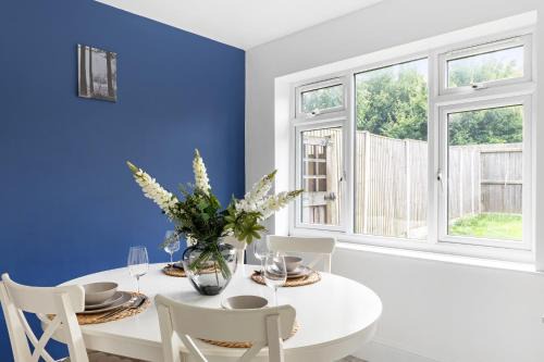 Newark upon Trent Casa | Cozy Nottingham Retreat with 3 Bedrooms