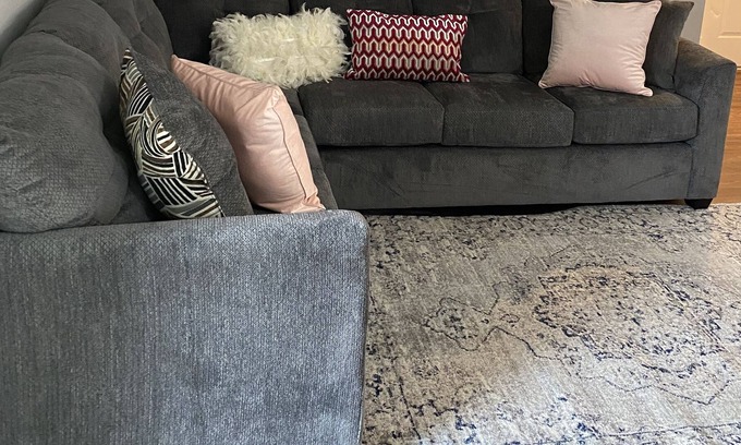 Auburn Hills Apartamento | Cozy Oasis with King bed / Close to Great Lakes outlet