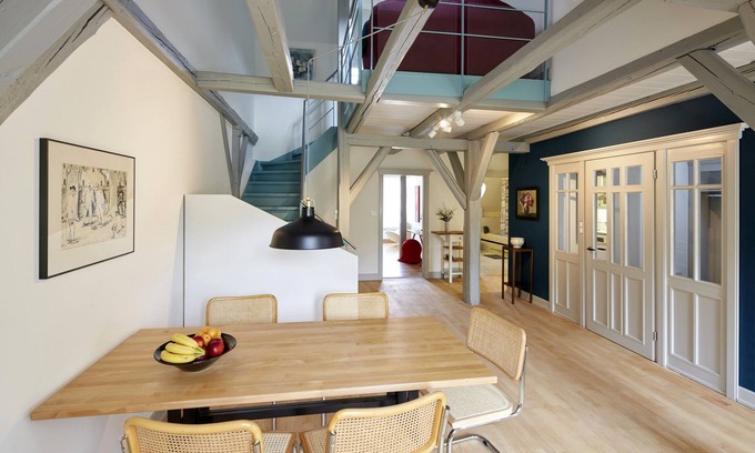 Bischofszell Apartamento | Acogedor ático del casco antiguo en el centro de la ciudad rosa de Bischofszell