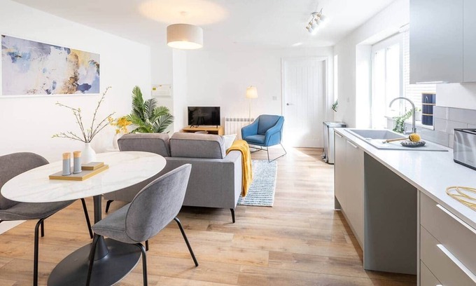 Ely Apartamento | Cozy One Bed Flat Close to Ely Cathedral - For Two