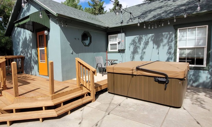 Gillette Casa | Cozy One Bedroom Cottage Getaway!