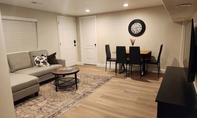 Springville Apartamento | Cozy Parkside Mountain Retreat - Parkside Haven