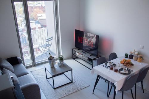 Aviapolis Apartamento | Cozy Penthouse Loft - Near the Airport