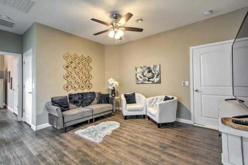 Peoria Apartamento | Cozy Peoria Apartment - Golf, Hike and Bike!
