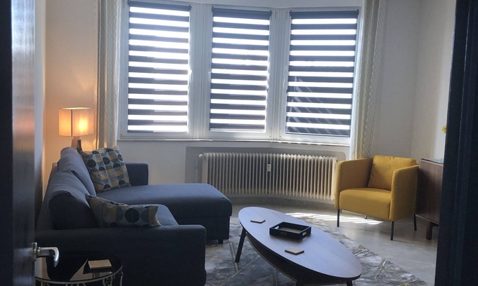 Koekelberg Apartamento | Cozy pied a terre in Brussels Capital of Europe.