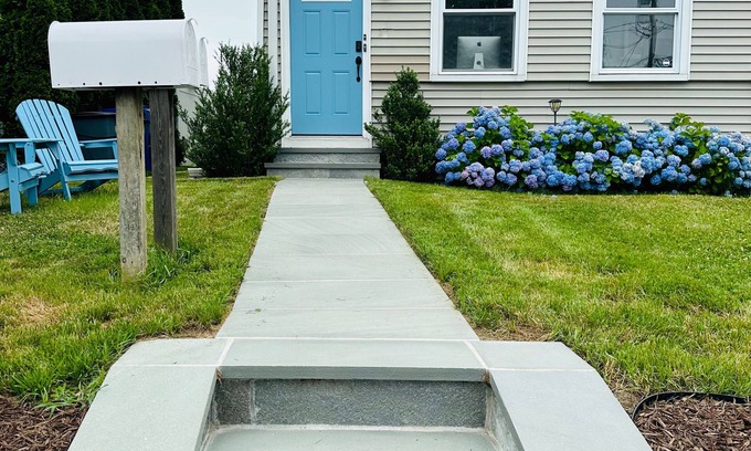 Norwalk Apartamento | Cozy, pleasant 2BR apt in Beach community! Only 1hr to NYC!