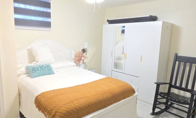 Emerson Hill Casa | Cozy Private 1-br Basement Apt StatenIsland close to NYC Family & Pet Friendly
