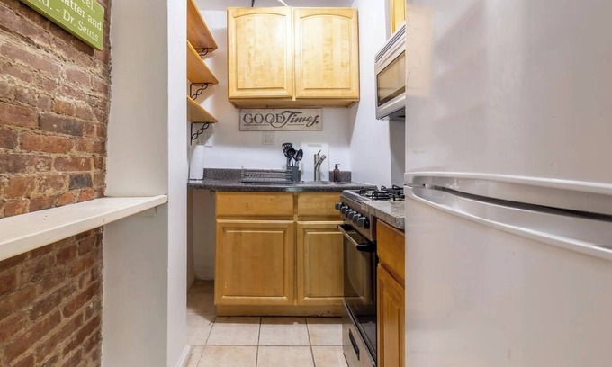 Clinton Hill Apartamento | Cozy private furnished 1-bedroom in Fort Greene