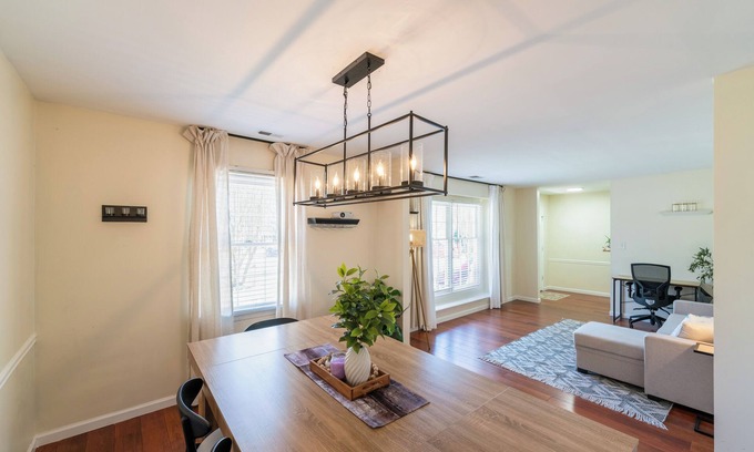 Charlotte Casa | Cozy Private Home in Charlotte! King Bed, Big yard, Espresso machine, Fire pit