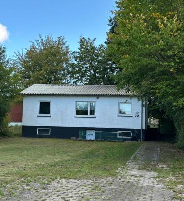 Hadsten Apartamento | Cozy & Private House