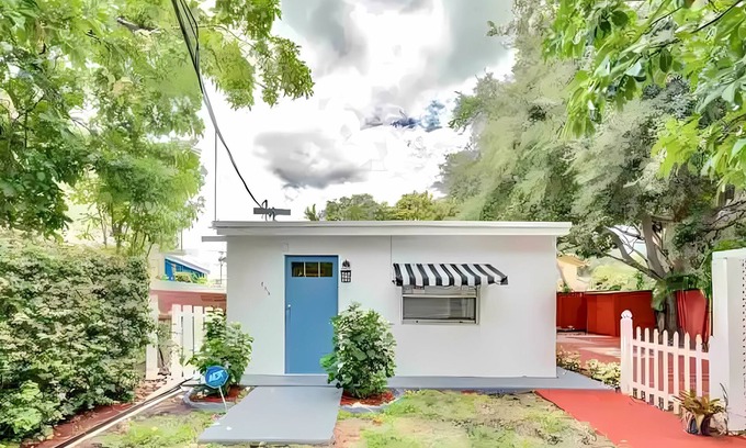 West Little Havana Casa | Casa acogedora (2 dormitorios) cerca del aeropuerto + Estacionamiento gratuito