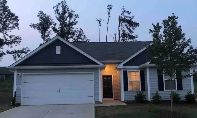 Youngsville Casa | Cozy quiet family home