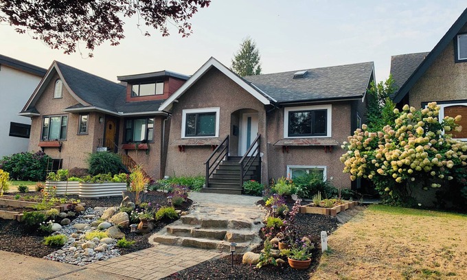 Hastings Casa | Cozy & Quiet Space in the Heart of East Vancouver