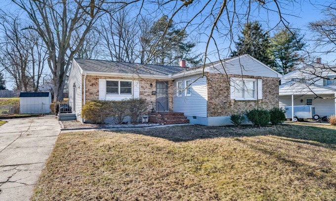 Glyndon Casa | Cozy Rancher Near Major Highways