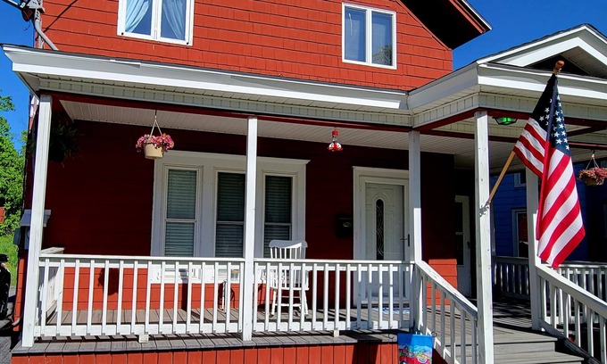 Carthage Casa | Cozy Red 1890 Home. Close to Watertown & Fort Drum.