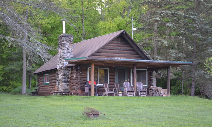 Scio Cabina | Cozy, remote cabin situated on 250+ acres.