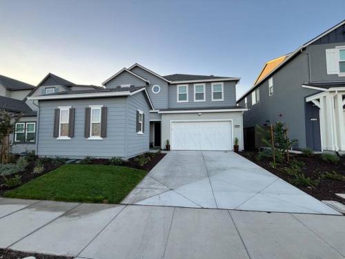 Tracy Casa | Cozy Retreat facing Western Park