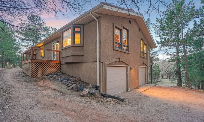 Briargate Casa | Cozy Retreat | Hot Tub | Upper Level of Home