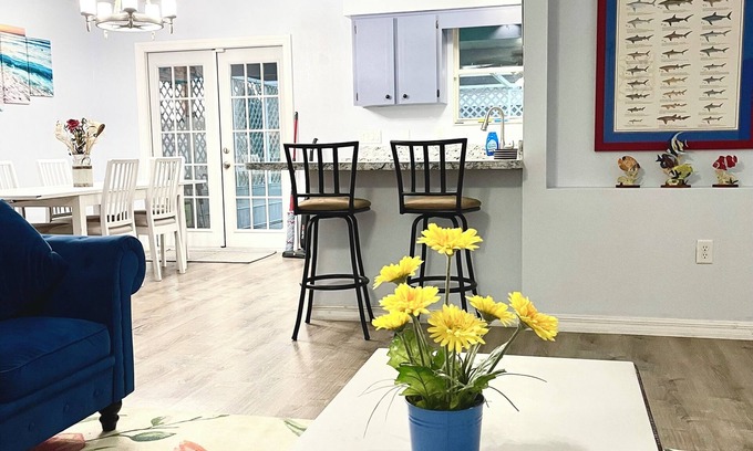 Titusville Casa | Cozy retreat located minutes from beaches, shops and SpaceX.