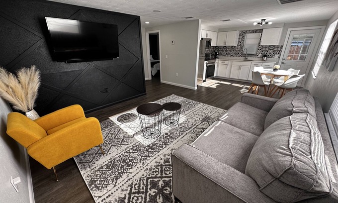 Downtown Zephyrhills Casa | Cozy Retreat Near Downtown Zephyrhills