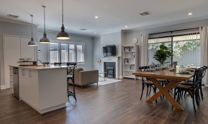 Baldivis Casa | Cozy Retreat - Near Freeway, Rockingham, Perth, Mandurah