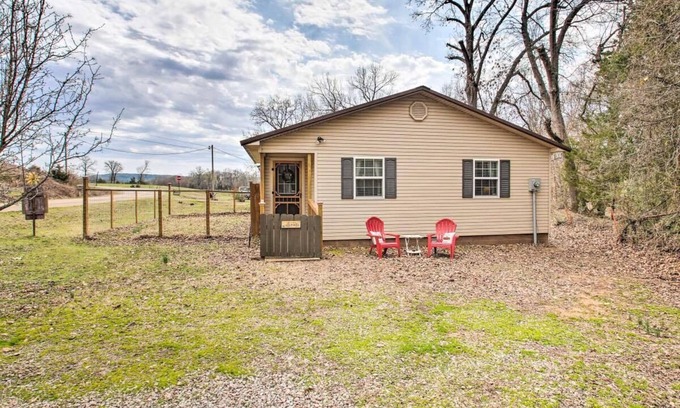 Booneville Casa | Cozy retreat not far from Mt. Magazine or Blue Mountain!