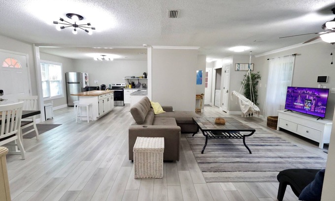 Theodore Casa | Cozy retreat offers the perfect blend of Southern Charm and modern convenience