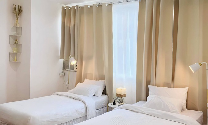 Cebu Apartamento | Cozy Retreats with Bathtub 5 mins walk to major malls/ Establishments