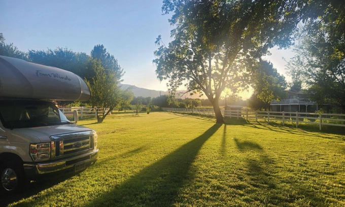 Cottonwood-Verde Village Casa | Cozy riverfront RV in the heart of wine country "Dandy @ Verde Retreat"