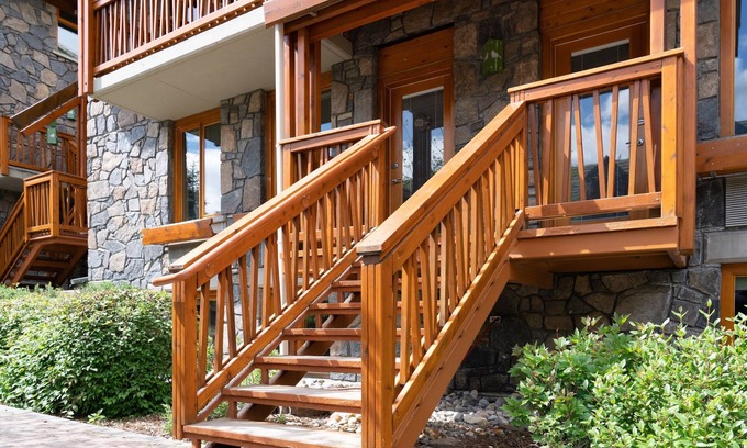 Banff Condominio | Cozy Rockies Escape con acceso a Grotto Hot Pools | Cerca del centro