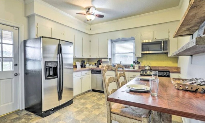 Louisburg Casa | Cozy, Rural Retreat just outside Raleigh