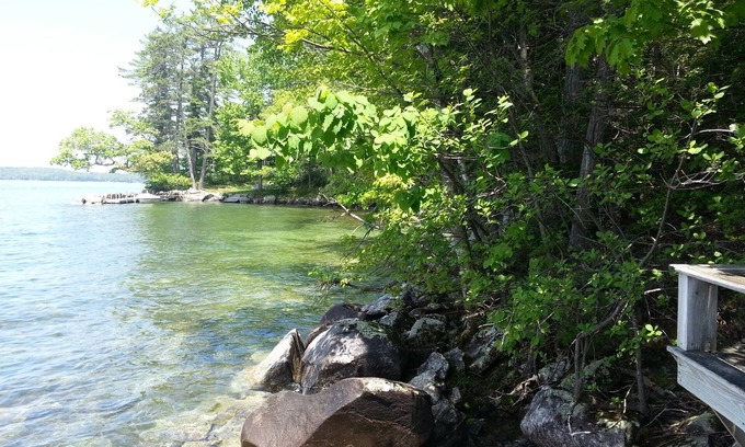 Tuftonboro Cabaña | Acogedora y rústica cabaña en el lago Winnipesaukee