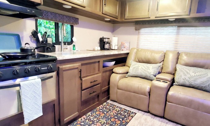 Lehigh Acres Casa | Cozy RV retreat
