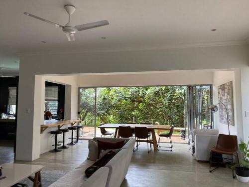 Umhlali Villa | Cozy Salt Rock Home in Eco Estate