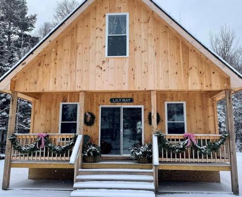 Greenville Casa | Cozy Secluded Cabin with Fire Pit and Barbecue in Greenville, Maine