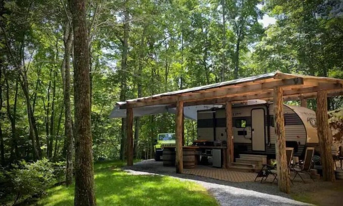 Bryson City Casa | Cozy & Secluded Nantahala hideaway