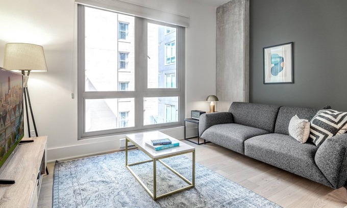 Mid-Market Apartamento | Cozy SoMa 1BR w/ W/D & Lounge near Muni, by Blueground