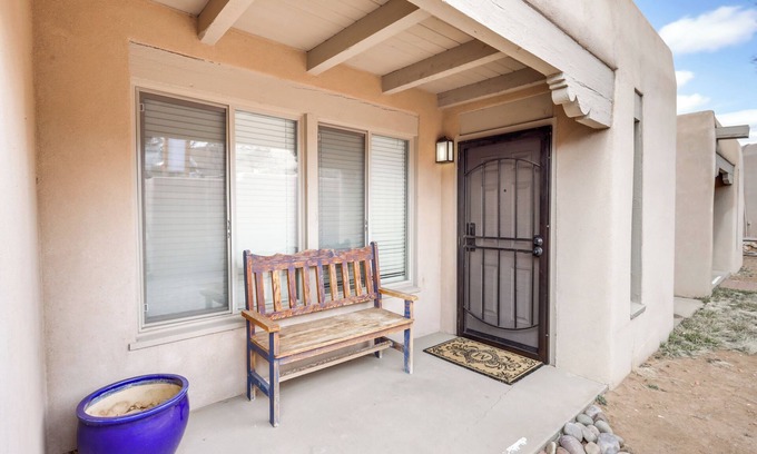 Northeast Santa Fe Apartamento | Cozy Southwest Style Santa Fe Condo!