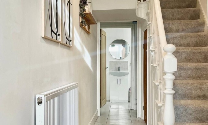 Landore Casa | Cozy & Spacious 3-bedroom home