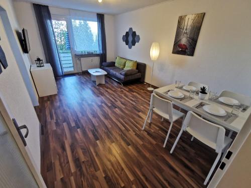 Plettenberg Apartamento | Cozy & Spacious Apartment with Balcony