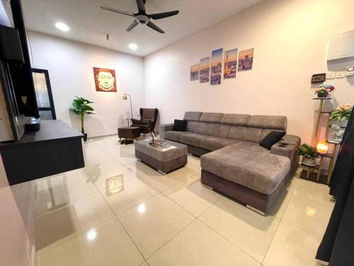 Asam Kumbang Casa | Cozy Stay At Raintown Taiping