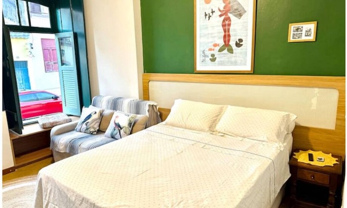 Santo Antonio Apartamento | Cozy studio with AC and WiFi in delightful Santo Antônio Salvador