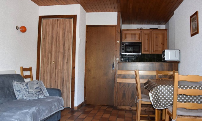 Pralognan-la-Vanoise Apartamento | Estudio confortable con balcón al sur, cerca del centro y las pistas de esquí de fondo