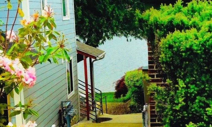 SeaTac Apartamento | Cozy Studio 1BR, Home Lake View Full Access to Lake 6min to Airport.