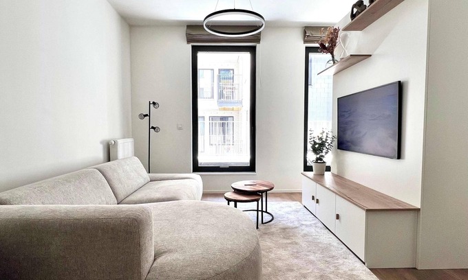 Ilot Sacre Apartamento | Cozy Studio 2 min from Grand Place