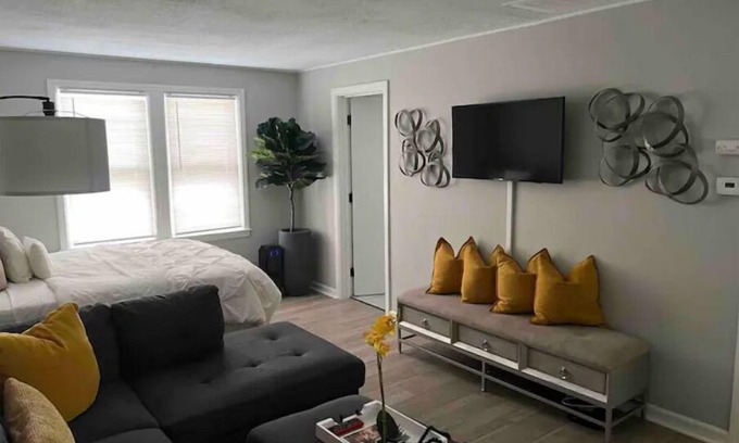 Westerville Casa | Cozy Studio Centrally Located