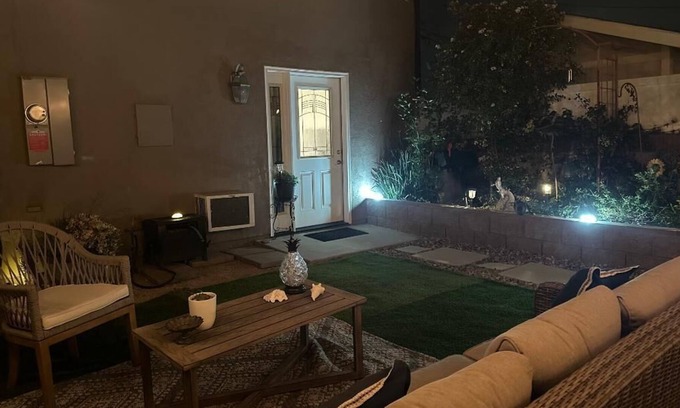 Brea Apartamento | cozy studio centrally located in orange county/ relaxing yard/newly furnished