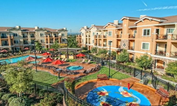 Napa Complejo | Cozy studio condo at a winery resort in charming Napa Valley.